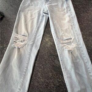Kohl's Light Gray Ripped Straight Leg Jeans